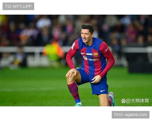 莱万 vs C罗：中锋效率与终结方式差异