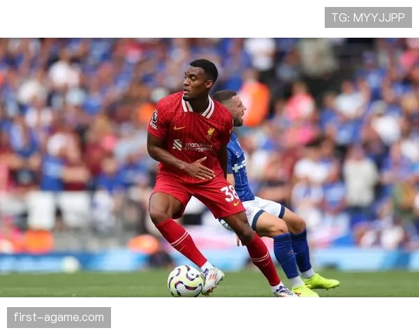 利物浦进攻流畅背后选择问题显现，当前阶段对球队表现造成影响