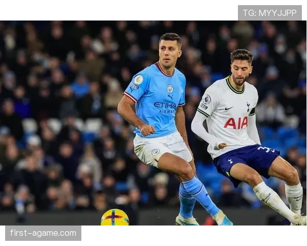 基米希与罗德里：后腰组织重心从纵深推进转向体系控球