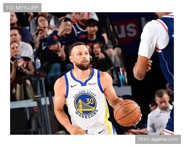 保罗更多挡拆为库里制造空位 提升三分威胁